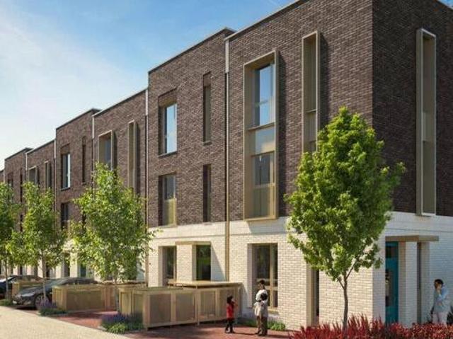 House for sale in Lyons, Greater London