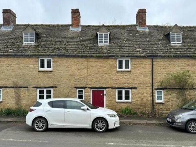 House for sale in Evershot, Oxfordshire