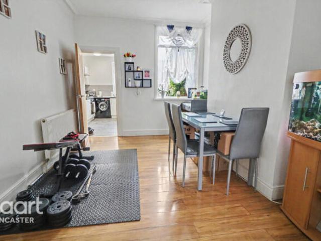 Cottage for sale in Thorne, South Yorkshire