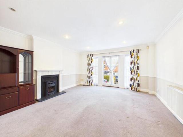 Cottage for sale in Worcester, Worcestershire