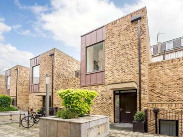 House for sale in City of London, Greater London