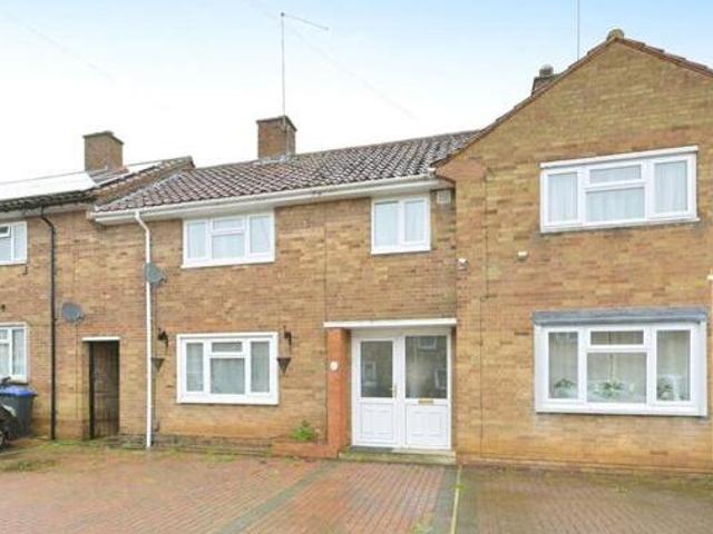 House for sale in Northampton, Northamptonshire