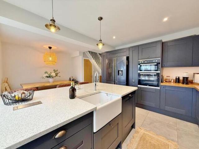 Cottage for sale in Evershot, Oxfordshire