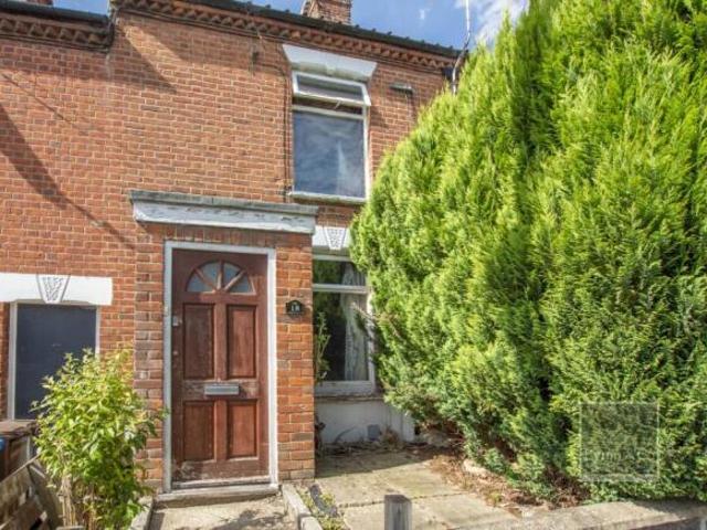 Cottage for sale in New Catton, East Bank