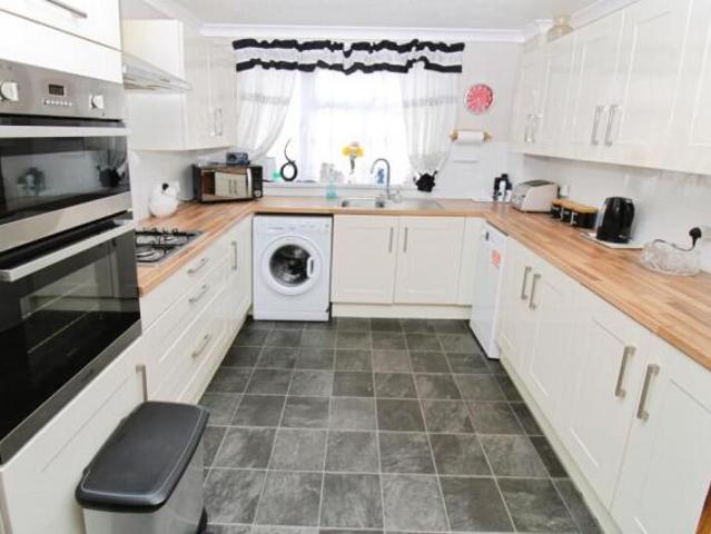 Cottage for sale in Bransholme, Hull