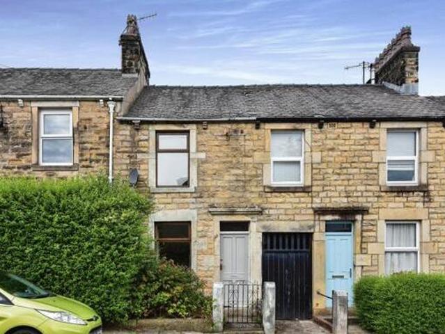 House for sale in Greaves, Bare