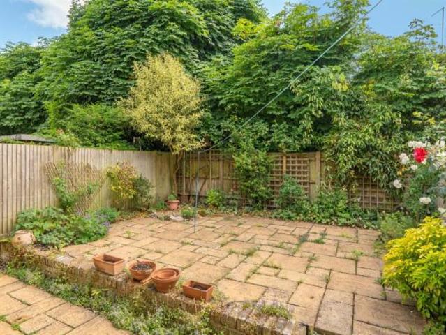 Cottage for sale in Enfield, Greater London