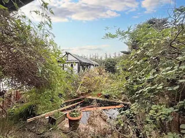 House for sale in Yiewsley