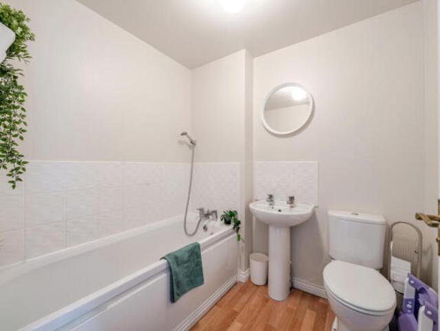 Cottage for sale in Swindon