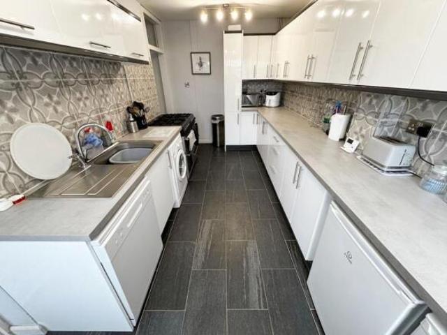 Cottage for sale in Finham, West Midlands