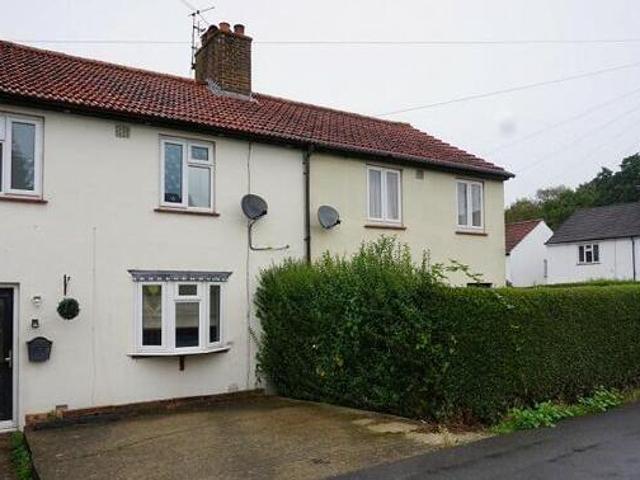 House for sale in Pachesham Park, Surrey