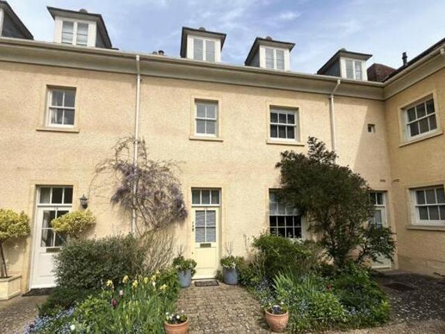 House for sale in Lechlade, Cotswold