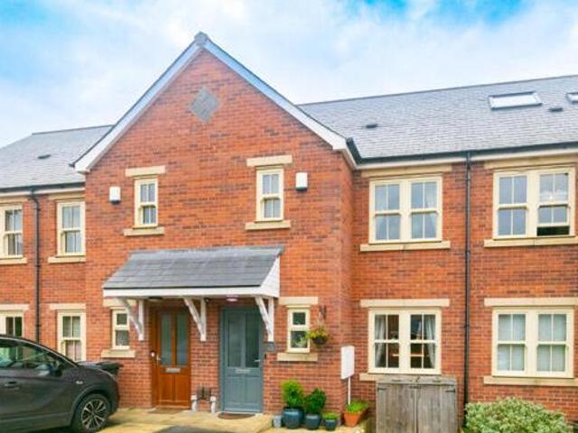 House for sale in West Yorkshire