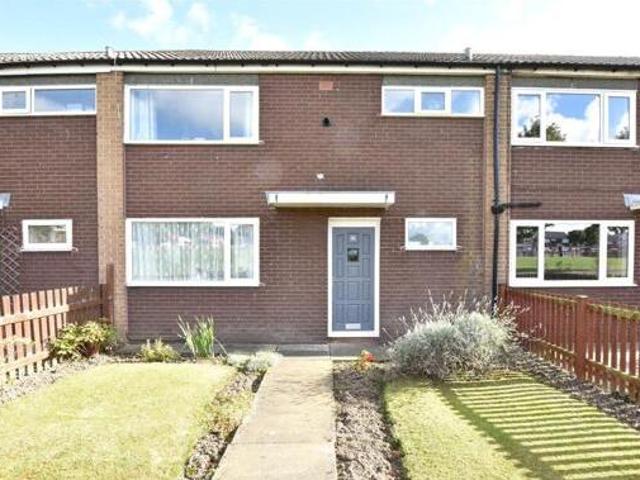 House for sale in Scholes, West Yorkshire