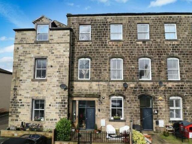 House for sale in Rawdon, West Yorkshire