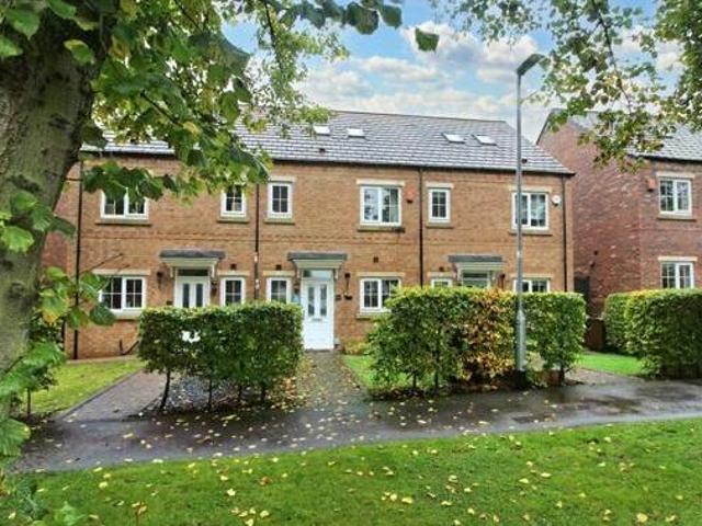 House for sale in Killingbeck, West Yorkshire
