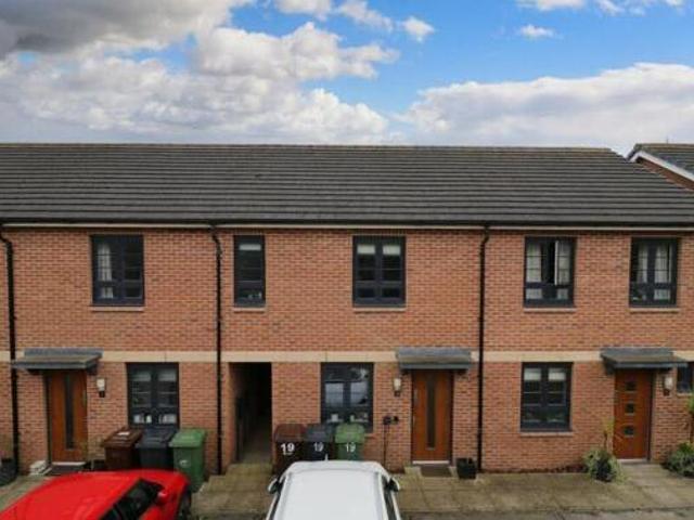 House for sale in Horsforth Vale, Farsley