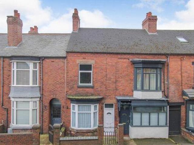 House for sale in Kingsley Moor, Staffordshire