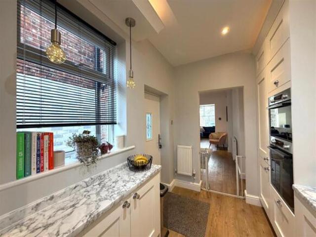 Cottage for sale in Westhoughton, Lee Bank