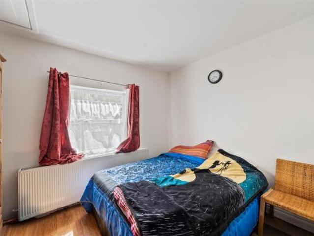 Cottage for sale in London Borough of Croydon, Greater London