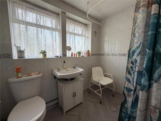 Cottage for sale in Rodbourne, Swindon