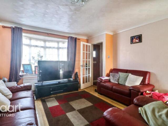 Cottage for sale in Erith, Greater London