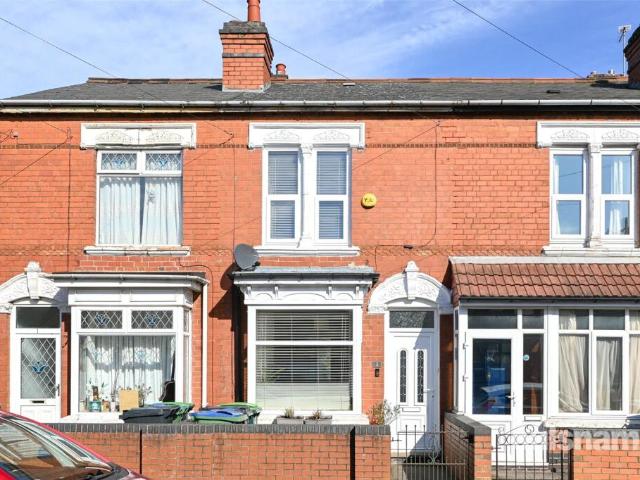 Terraced House for sale in Bearwood