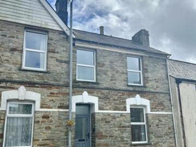 House for sale in Lamellion, Cornwall