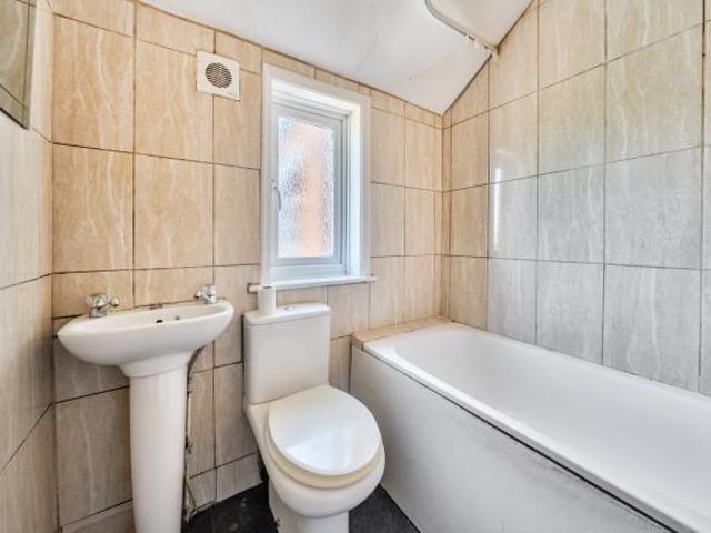 Cottage for sale in Florence Park, The Slade