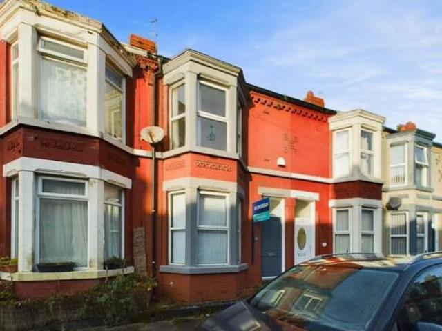 House for sale in Calderstones