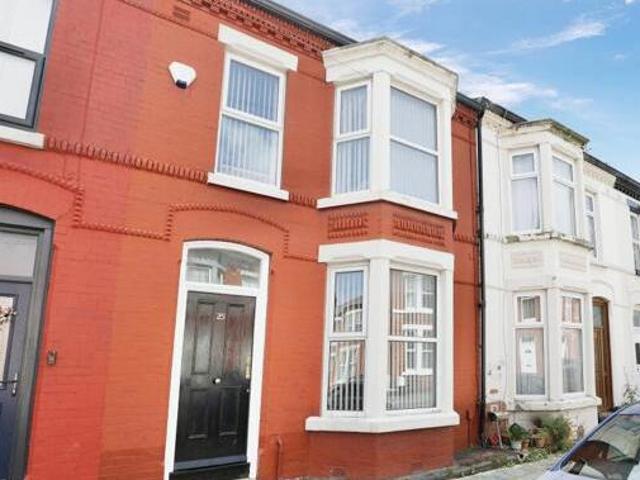 House for sale in Calderstones