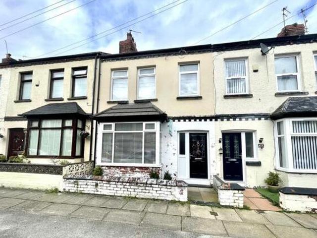 House for sale in Calderstones