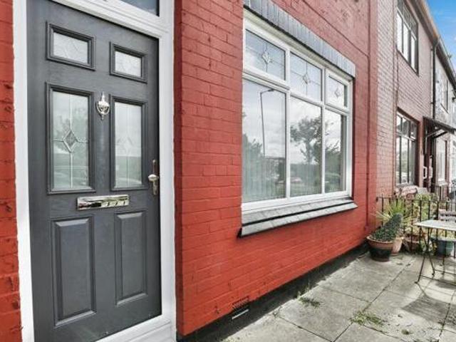 House for sale in Calderstones