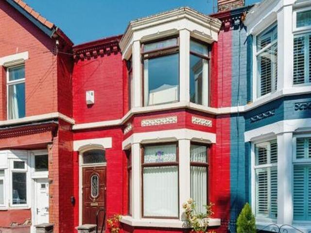 House for sale in Calderstones