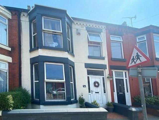 House for sale in Calderstones