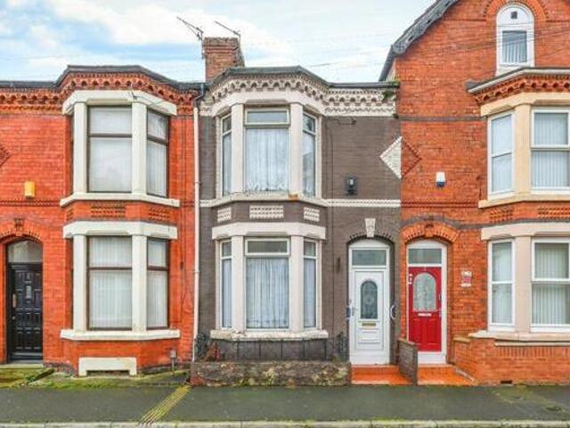 House for sale in Calderstones