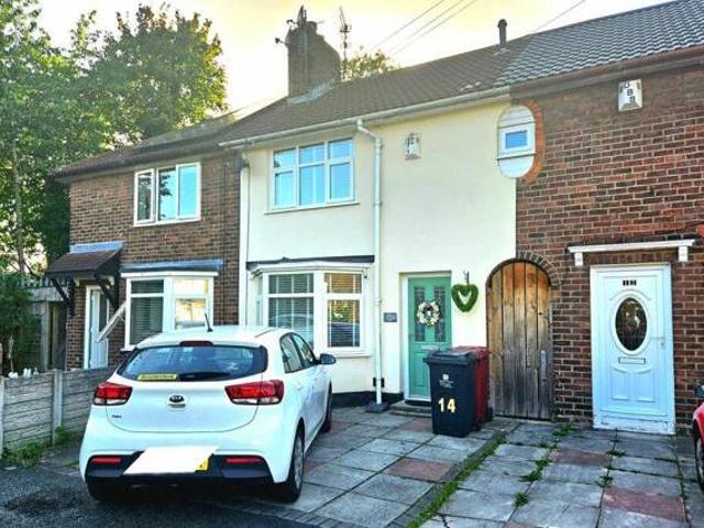 House for sale in Calderstones