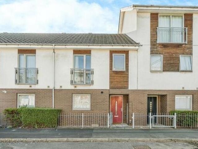 House for sale in Calderstones