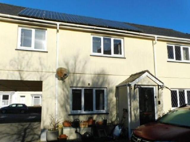 House for sale in Llandeilo, Wales