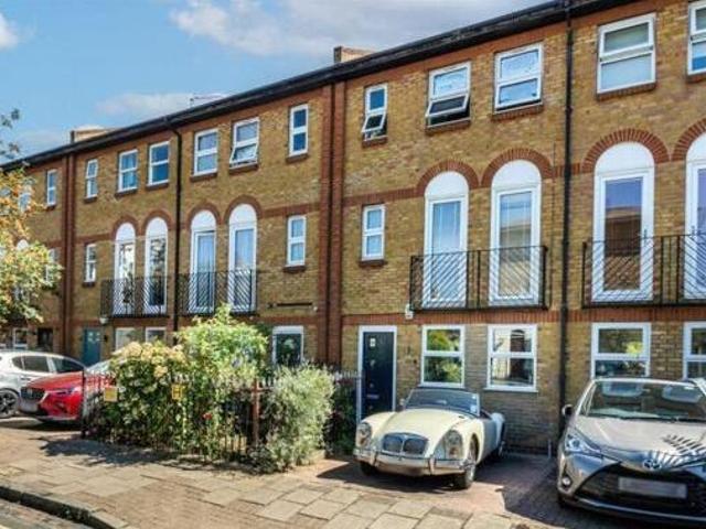 House for sale in Lyons, Greater London