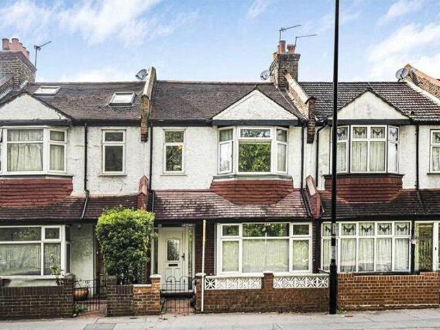 House for sale in Lyons, Greater London