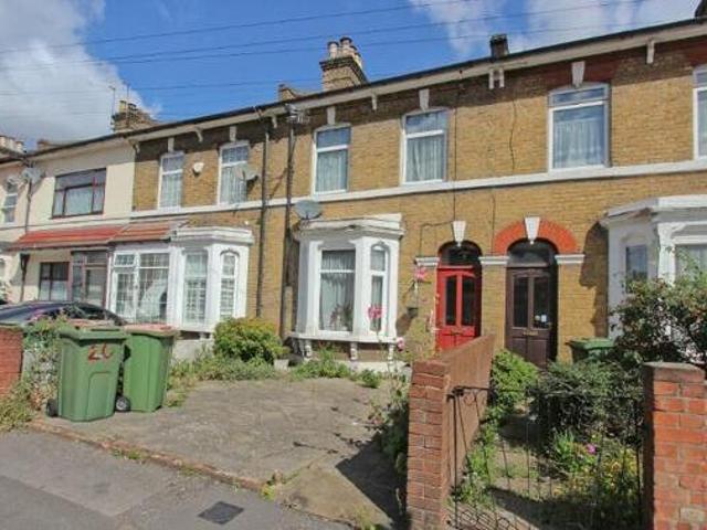 House for sale in Lyons, Greater London