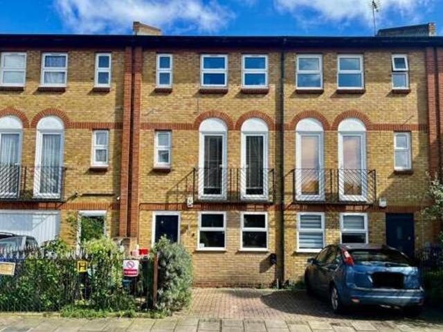 House for sale in Lyons, Greater London