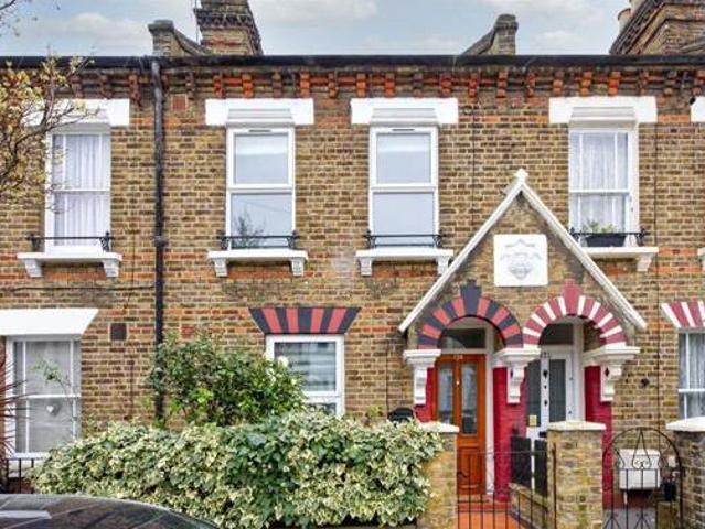 House for sale in Lyons, Greater London