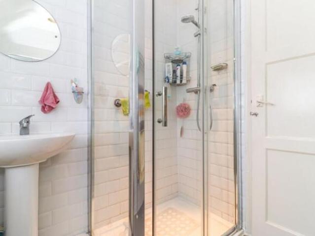 Cottage for sale in North Watford, Hertfordshire