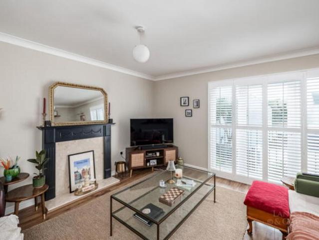 Cottage for sale in Mount Wise