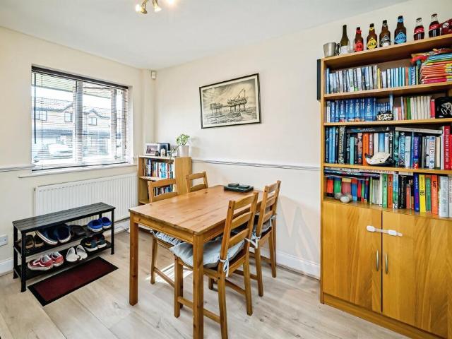Terraced House for sale in Slough