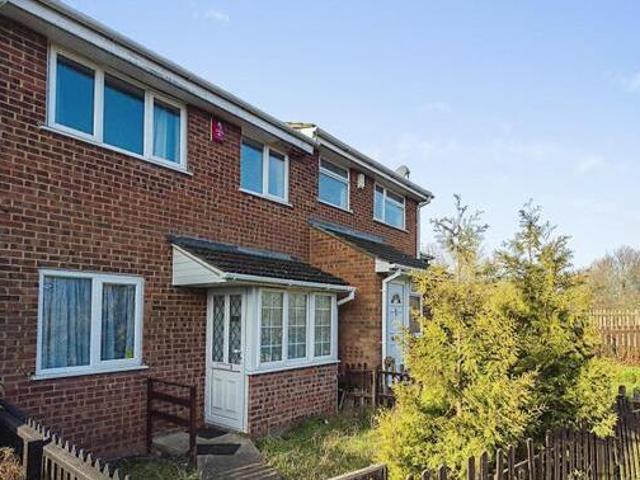 House for sale in Luton
