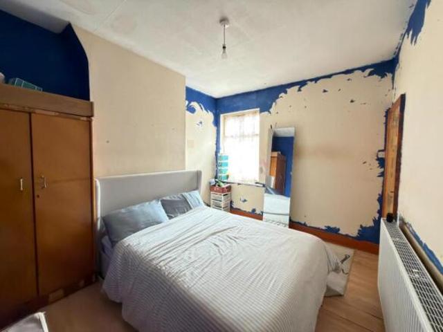 Cottage for sale in Whalley Range, Manchester