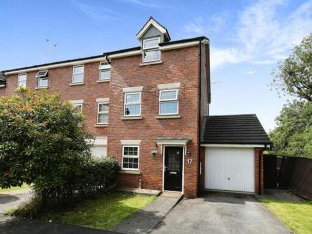House for sale in Moss Rose, Macclesfield